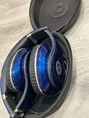 Beats by Dre Over-Ear Wire Headphones in Metallic Blue